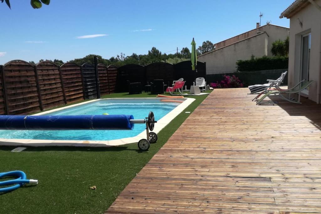 T2: 45M2 :4 Places :Independant Dans Villa Hyeres Bagian luar foto